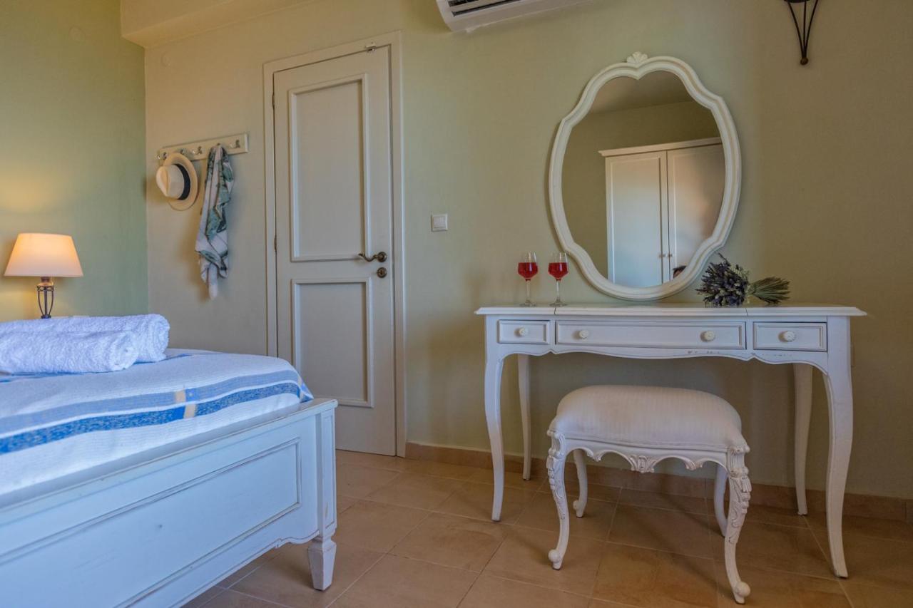 Lourdas Beach View Villa Vlachata Extérieur photo