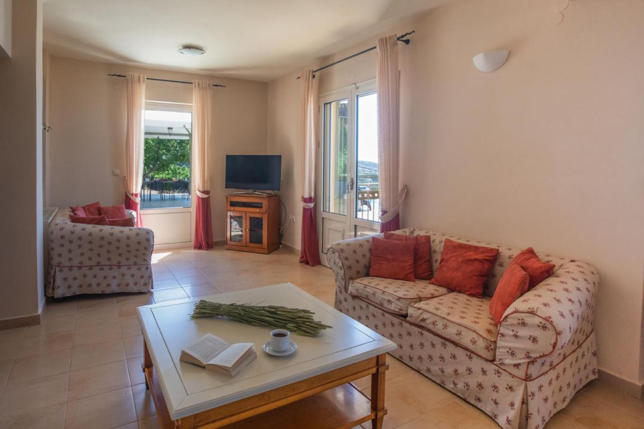 Lourdas Beach View Villa Vlachata Extérieur photo