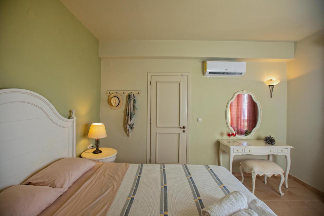 Lourdas Beach View Villa Vlachata Extérieur photo