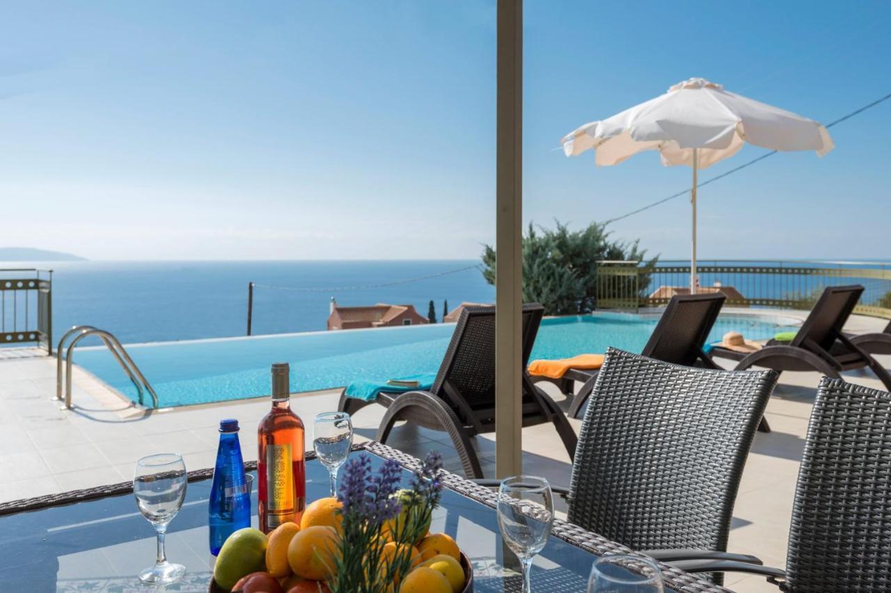Lourdas Beach View Villa Vlachata Extérieur photo